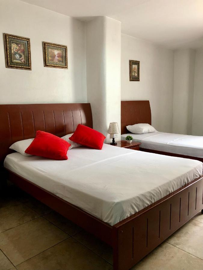 Hotel Onix Gold Гуаякиль Экстерьер фото