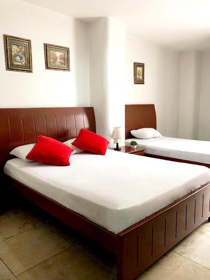 Hotel Onix Gold Гуаякиль Экстерьер фото